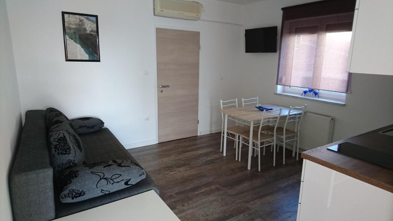 Apartments Barbic Medulin Extérieur photo